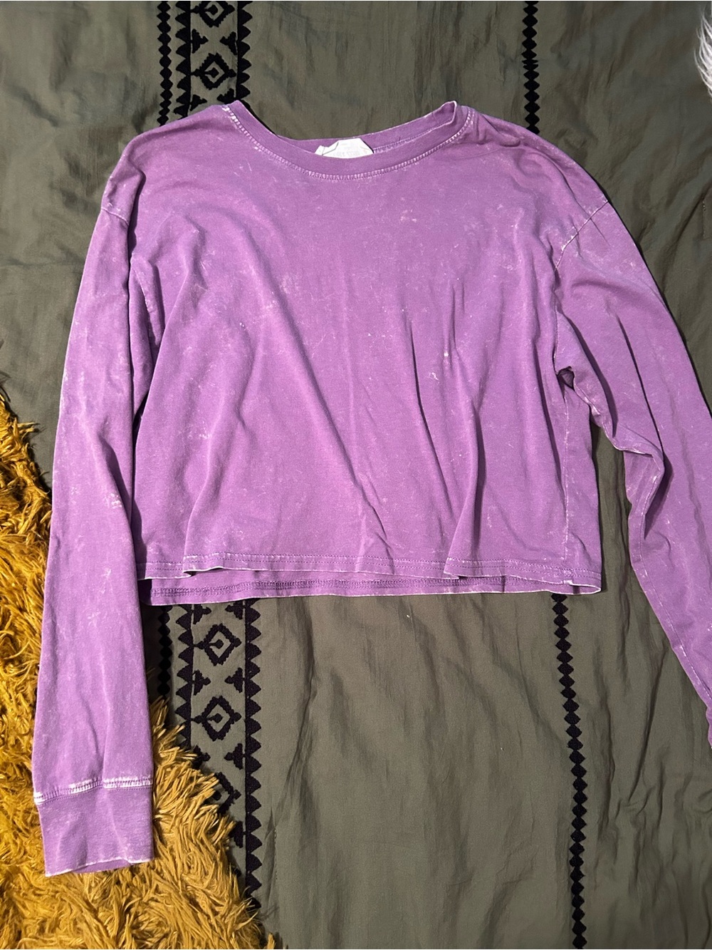 Double Zero Cropped Long-Sleeve Tee in Purple